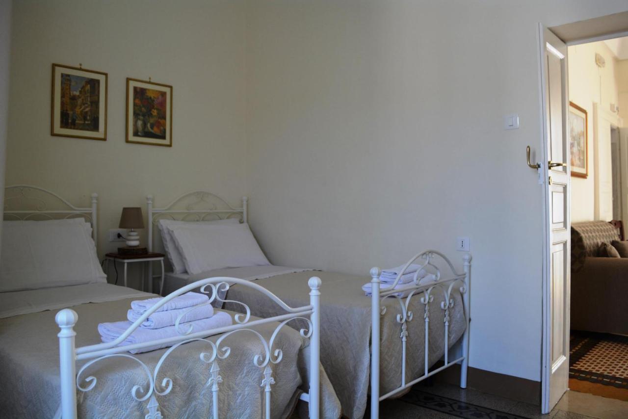 Casa Il Campanile Villa ออสตูนี ภายนอก รูปภาพ